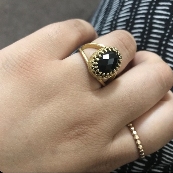 14k Rose Gold Ring with Black Onyx Stone - Picture 7 of 16